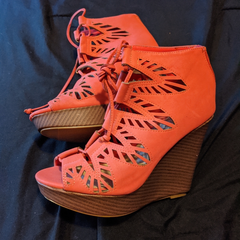 Heels gently used